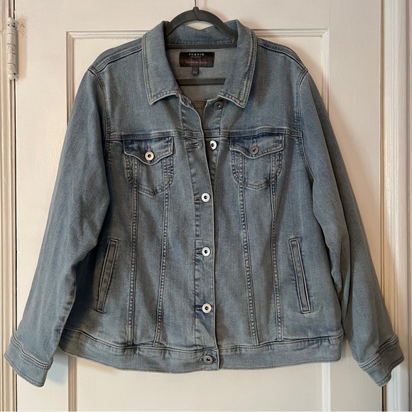 Torrid Denim Trucker Jacket - Picture 2 of 11
